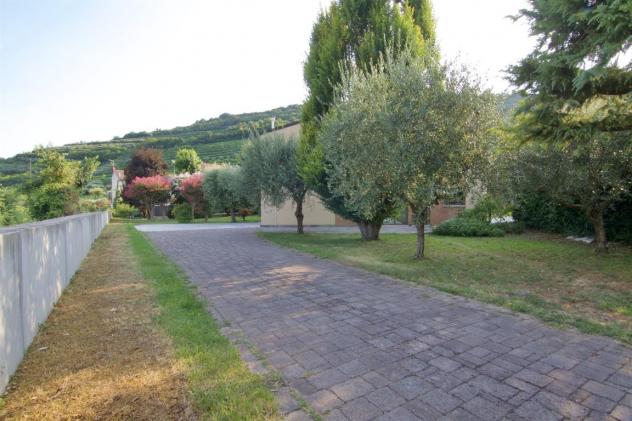 Villa con giardino in zona collinare nelle vicinanze di Soave. - Foto 3