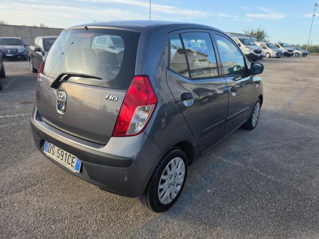 Hyundai i10 1.1 BENZINA - Foto 5