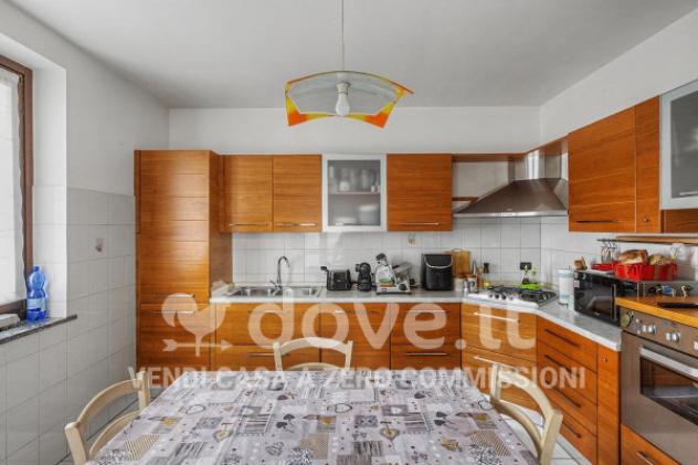 Villa di 277 m² con più di 5 locali in vendita a Arsago Seprio - Foto 12