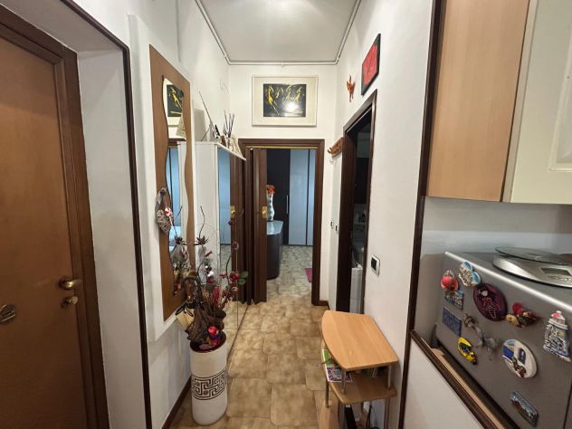 Sala con posto letto matrimoniale - Foto 6