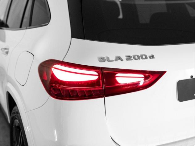 Mercedes-Benz GLA GLA 200 d Automatic AMG Line EXTRA - Foto 8