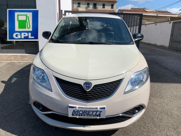 LANCIA Ypsilon 3ª serie Ypsilon 1.2 69 CV 5 porte GPL Ecochic Gold - Foto 4