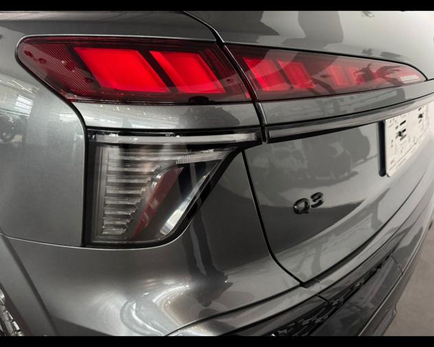 Audi Q3 3ª serie TDI 110 kW S tronic S Line edition - Foto 8