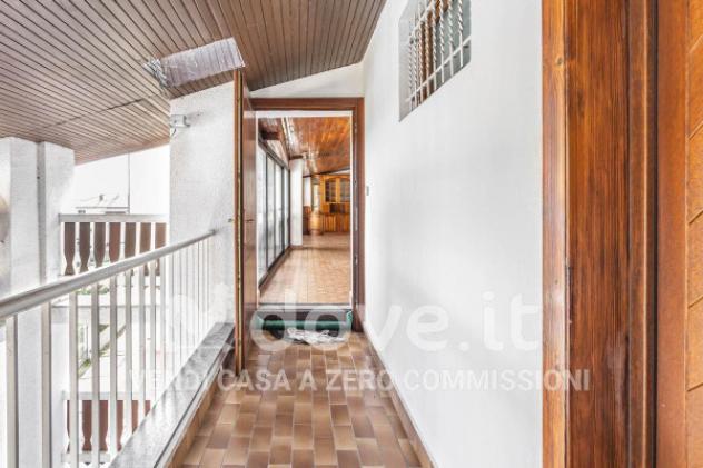 Appartamento di 75 m² con 2 locali in vendita a Sangiano - Foto 3