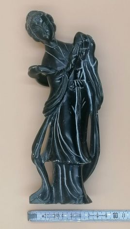 ANTICA SCULTURA DI GEISHA (O KUAN-YIN) IN GIADA VERDE SCURO/ NERA, CINA, 1900. - Foto 10