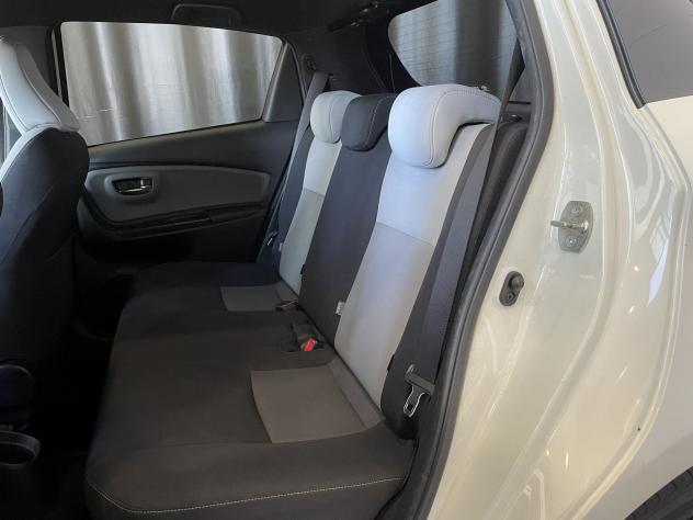 Toyota Yaris 1.5 Hybrid Style - Foto 10