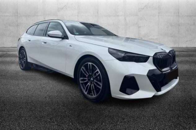BMW 520 d 48V sDrive Touring Msport Pro rif. 24048989