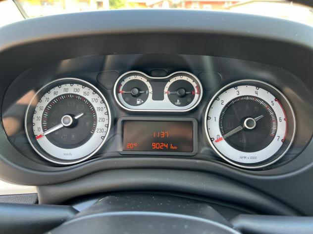FIAT 500L 1.6 MultiJet Trekking 120cv - Foto 9