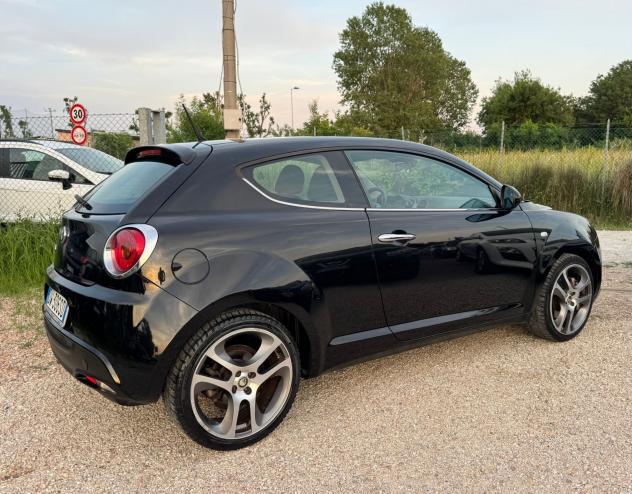 Alfa Romeo MiTo 1.4 T 155 CV Distinctive Sport Pack GPL - Foto 5