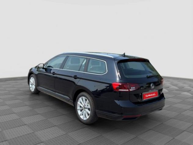 VOLKSWAGEN Passat Passat Variant 2.0 TDI SCR EVO DSG Business BMT rif. 23882111 - Foto 3