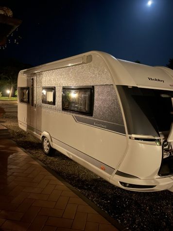 Caravan Hobby Excellent: Una Suite su Ruote - Foto 4