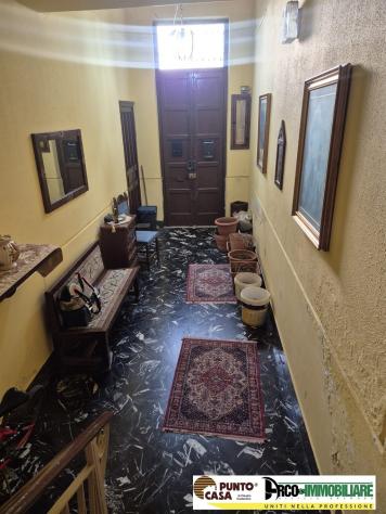 Capaci – Corso Vittorio Emanuele Ampio appartamento di 130 mq - Foto 4