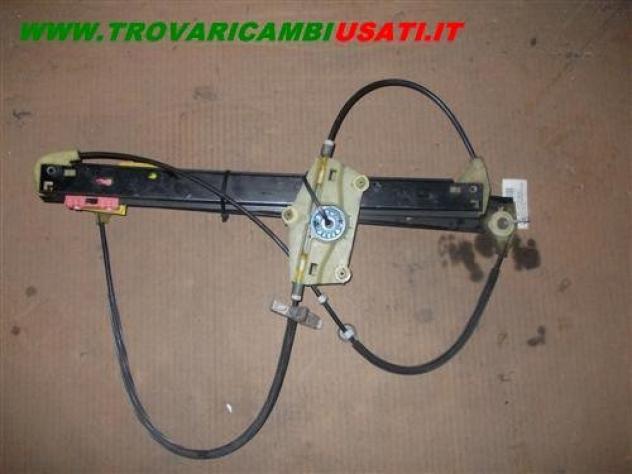ALZACRISTALLO PORTA ANT.S. CON TELAIO AUDI A6 (4F)  Carrozzeria  Lamierati esterni  Porte  Alzacristallo por AUDI - A6 - 01-05-2004 - 01-09-2008