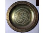 piatto in metallo battuto a mano forse ottone , vintage