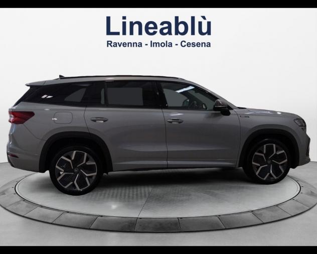 Škoda Kodiaq Sportline Be More 7 posti 2,0 TDI 142 kW (193 CV) 7 marce - DSG 4x4 - Foto 7