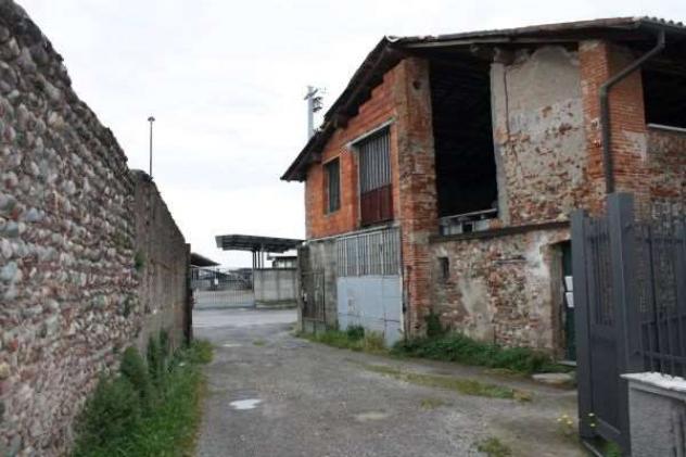 606/2023 1 BG - Magazzino sviluppato su due piani - Foto 2