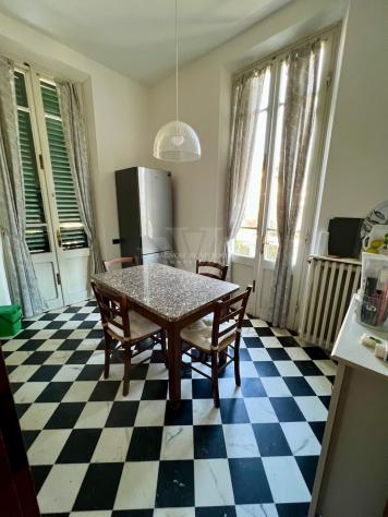 APPARTAMENTO di 8 vani e di 180 mq (PIETRASANTA) rif. 142AF - Foto 8