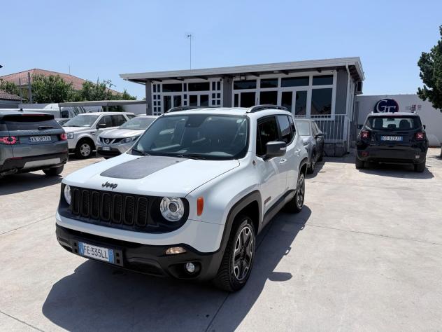 Jeep Renegade 2.0 Mjt 170CV 4WD Active Drive Low Trailhawk - Foto 2
