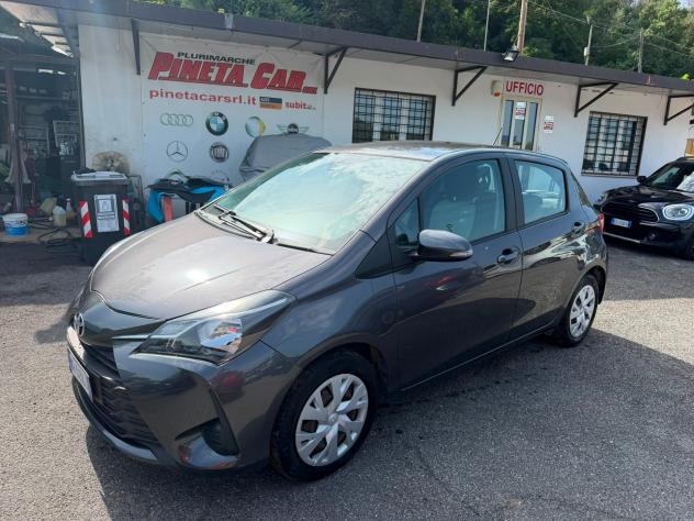 Toyota Yaris 1.0 5 porte Lounge - Foto 9