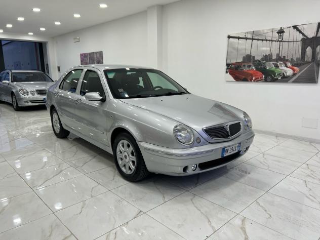Lancia Lybra 1.8i 16v - Foto 3