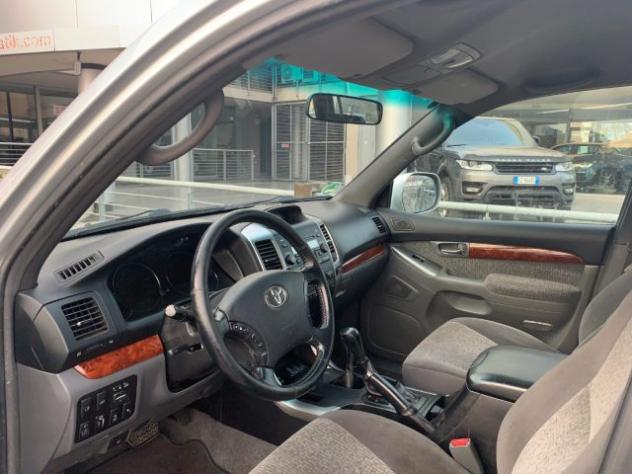 TOYOTA Land Cruiser 3.0 D-4D 16V cat 5 porte automatico 4X4 rif. 23771700 - Foto 9