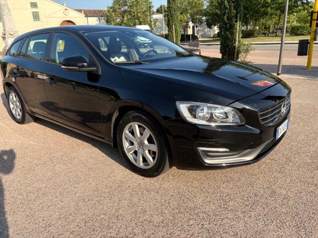 Volvo V60 D3 Summum 2.0 D anno 2014 perfetta - Foto 4