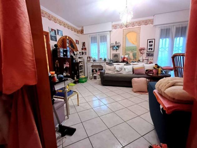 Appartamento di 100 m² con 3 locali e box auto in vendita a Carpi