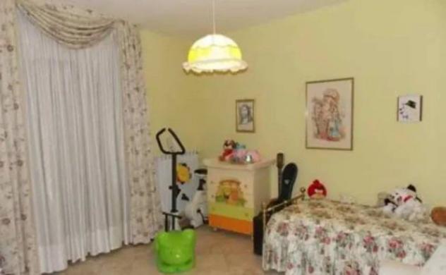 Immobile in asta di 202 m², box auto in vendita a Satriano di Lucania - Foto 13