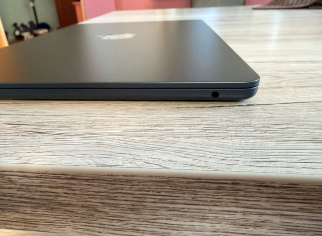MacBook Air da 15 pollici M3 2024, SSD da 1 TB - Foto 5