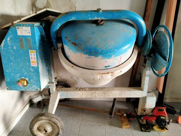 Betoniera polieri 350 mix