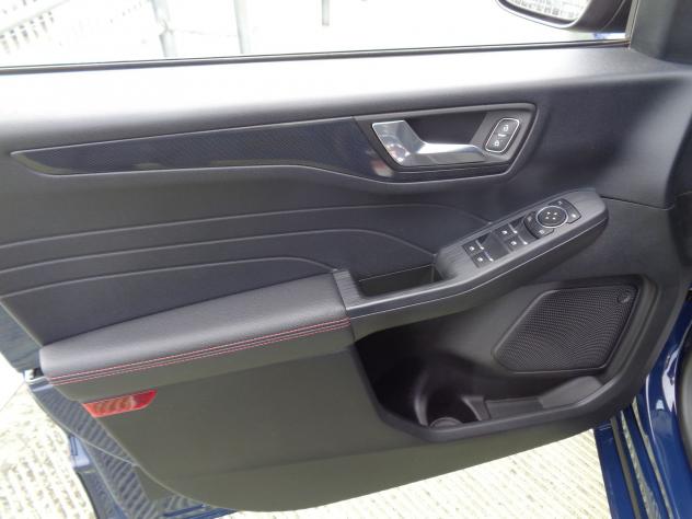 Ford Kuga Kuga 2.5 Full Hybrid 190 CV CVT 2WD ST-Line - Foto 7