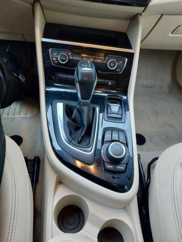 BMW Serie 2 Act. Tourer 216d Advant. Automat.-2015 - Foto 9