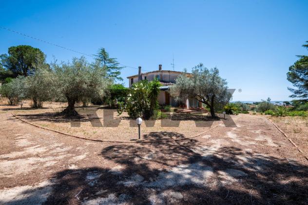 Villa singola in vendita a Caltagirone