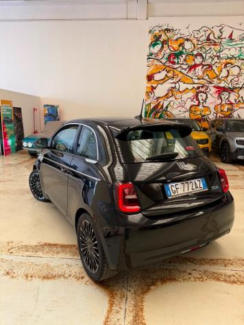 Fiat 500e 3+1 42 kWh La Prima - Foto 6