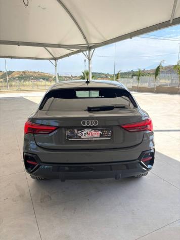 Audi Q3 2.0 Tdi SportBack 150 CV Sport !'!'! - Foto 5