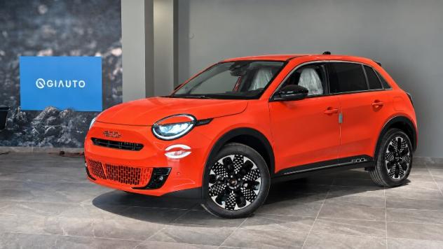 FIAT 600 (2023--) 600 Hybrid 110 CV DCT MHEV La Prima