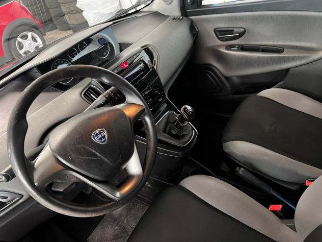 Lancia Ypsilon 1.2 69 cv Platinum - OK NEOPATENTATI - Foto 8