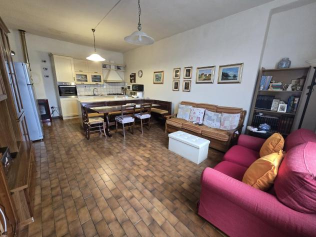 appartamento in vendita a Calcinaia in zona Fornacette