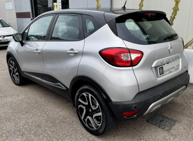 RENAULT Captur 0.9 TCe 12V 90 CV Start&Stop Life rif. 23473807 - Foto 2