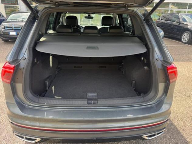 VOLKSWAGEN Tiguan Allspace 2.0 TDI 200 CV SCR DSG 4MOTION R-Line rif. 23790864 - Foto 9