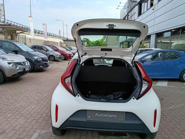 TOYOTA Aygo X 1.0 VVT-i 72 CV 5 porte Active S-CVT rif. 24162808 - Foto 9
