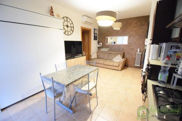 APPARTAMENTO di 2 vani e di 60 mq (RONCELLO) rif. IGC 2.LOCALI RONCELLO - Foto 3