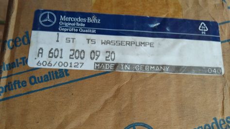POMPA ACQUA MERCEDES 190 W201 200D W124 200TD S124 E200D - Foto 3