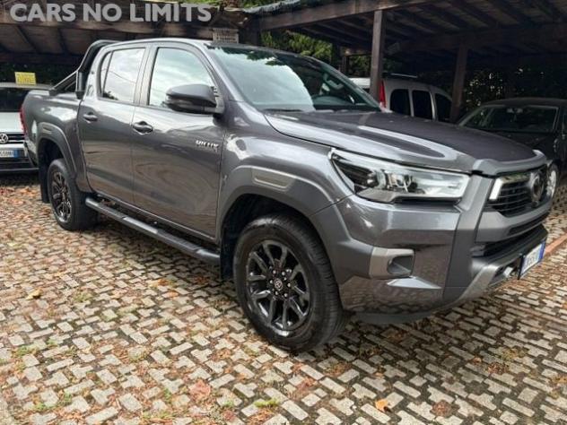 TOYOTA Hilux 2.8 D-4D A/T 4WD 4 porte Double Cab Invincible rif. 24108989