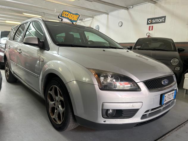 Ford Focus 1.6 TDCi (110CV) SW Tit. DPF - Foto 2