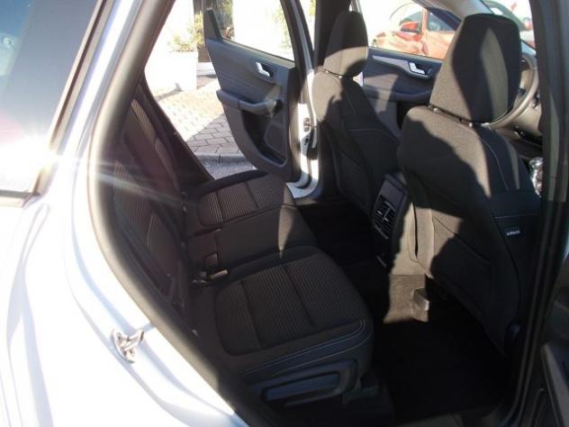 FORD Kuga EcoBlue Diesel-Hybrid 150 CV 2WD Titanium gancio rif. 21515641 - Foto 10