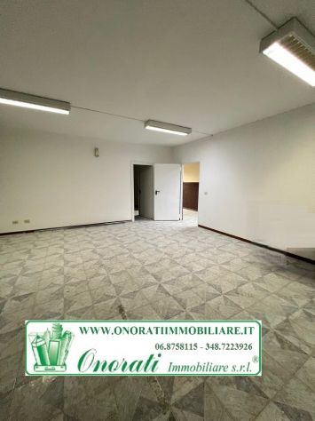 MQ 325 GUIDONIA MONTECELIO - ZONA COLLEFIORITO Rif. A-947 - Foto 2