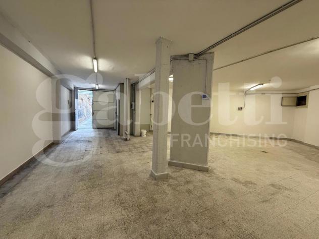 Magazzino - Misterbianco . Rif.: Cod. rif DR098 affitACG - Foto 11
