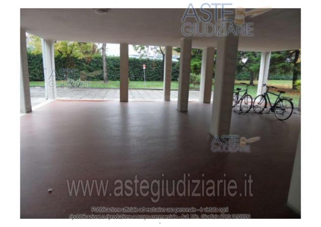 IMMOBILI-IMMOBILE RESIDENZIALE-Via Praga 7 - Foto 7