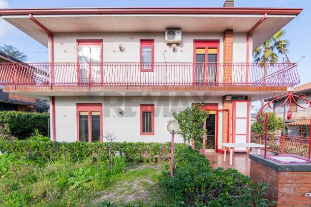 Villetta bifamiliare in vendita a Nicolosi - Foto 2